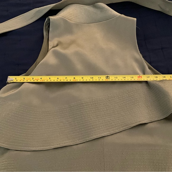 Halston Heritage Vest - Picture 11 of 12